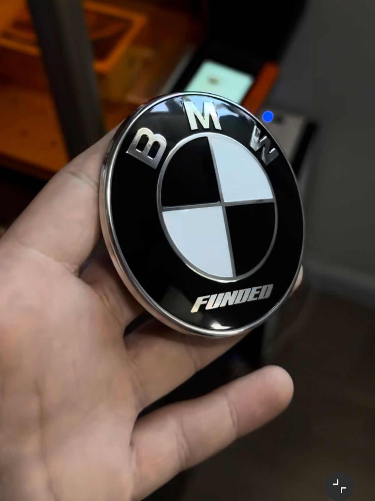 Custom badge product detail